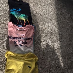 Girls bundle of 3 shirts